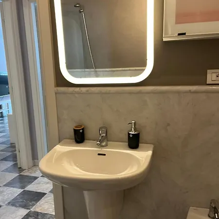 Apartament Cristina E Elena Piza